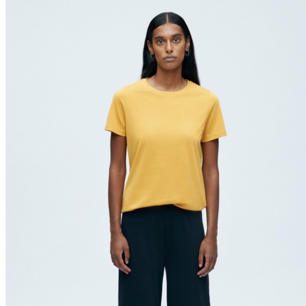 KOTN Women’s Essential Crew